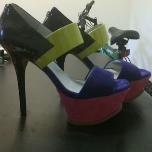Jessica Simpson Multi-Colored Sandals