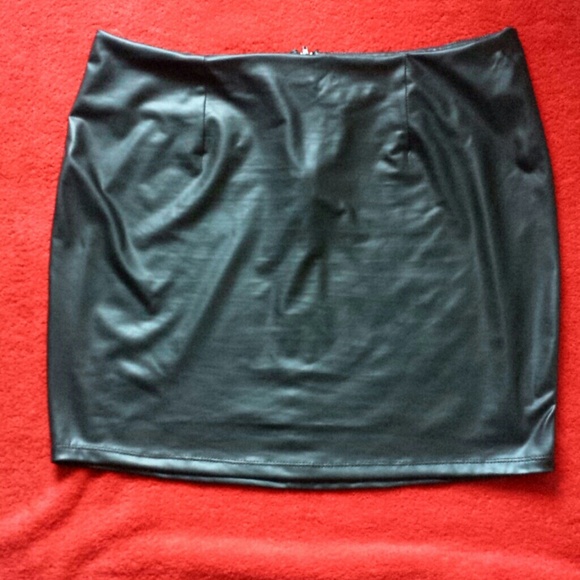 Black skirt