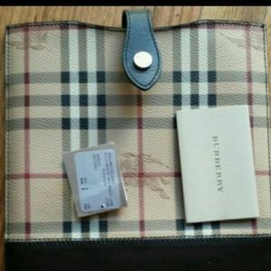 SOLD!  Burberry ipad sleeve.