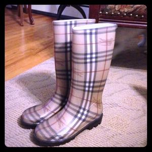 Burberry rain boots