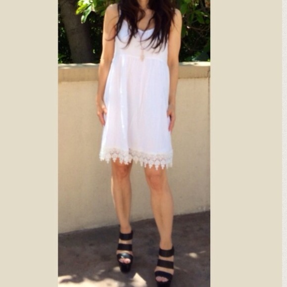 Dresses & Skirts - Bohemian chic white dress ONE DAY SALE