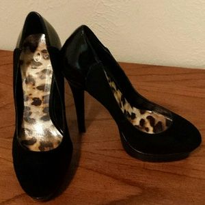 Joey Brand Suede & Pantent Leather heels