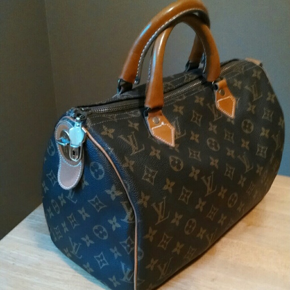 Louis Vuitton Handbags - Hold! Authentic Louis Vuitton speedy 30 vintage