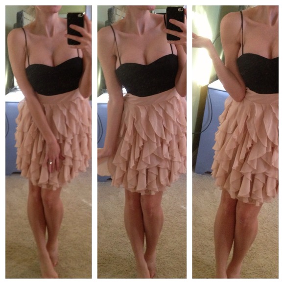 H&M Dresses & Skirts - ✨Gorgeous blush & black dress party dress✨