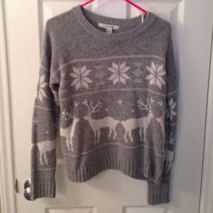 Forever 21 grey Christmas sweater