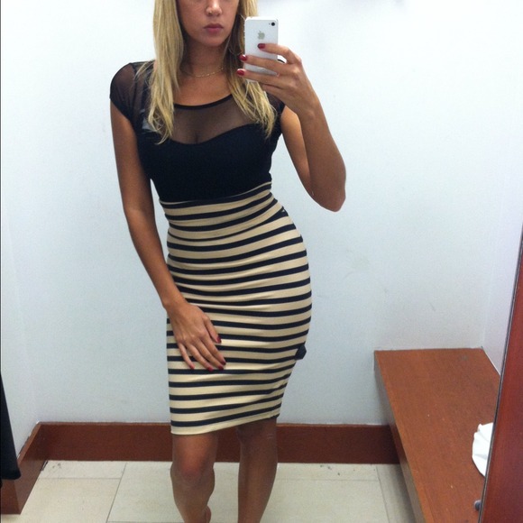 Bebe high waisted striped skirt - Picture 3 of 3