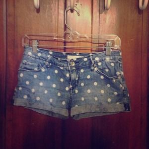 Bullhead dotted shorts