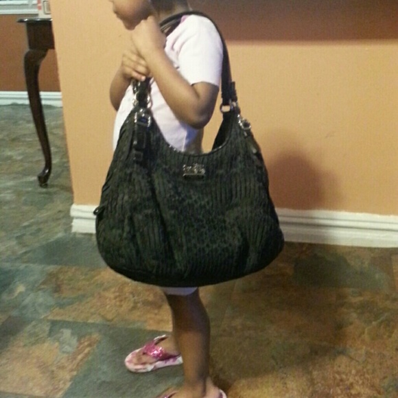 Black Handbag - Picture 2 of 2