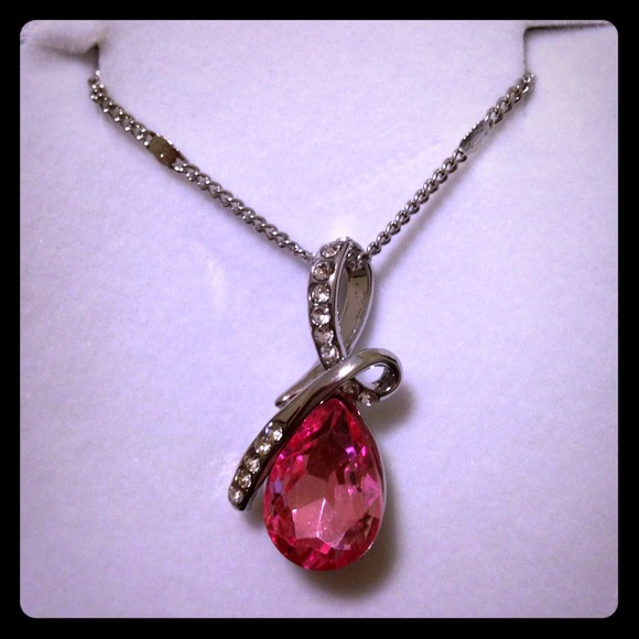 Jewelry - Swarovski Elements Drop Pendant (Pink)