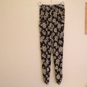 Brandy Melville floral pants, harlem style