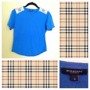 ⬇️REDUCED⬇️ Blue Burberry V-Neck Basic Tee