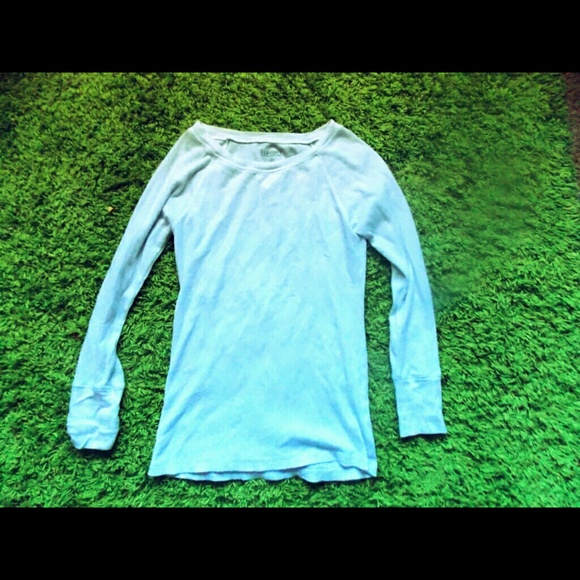white long sleeve old navy top