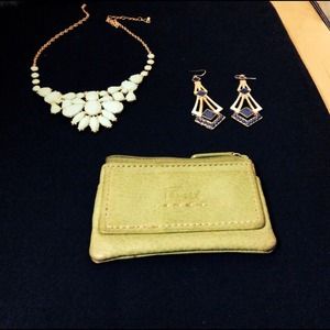 Fossil genuine leather olive green coin/ID purse