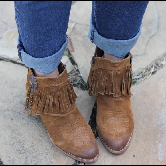 SOLD Sam Edelman concho boots