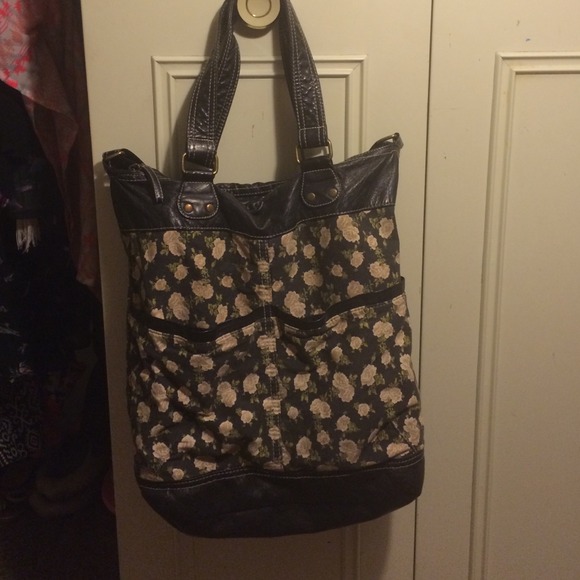 Vintage Floral Handbag