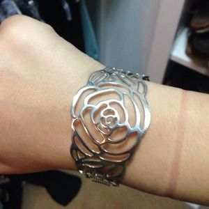 beautiful silver bracelet