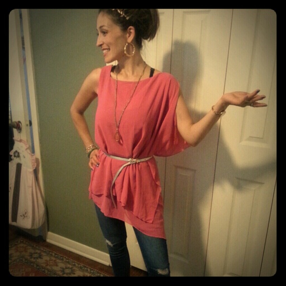 Peach summer flirty top, also in aqua!