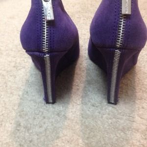 Never wear purple and like to match