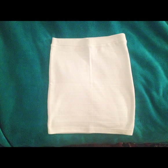 WINDSOR Dresses & Skirts - Windsor - White Bandage Skirt