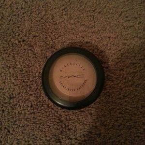 MAC Mineralize Skinfinish Natural