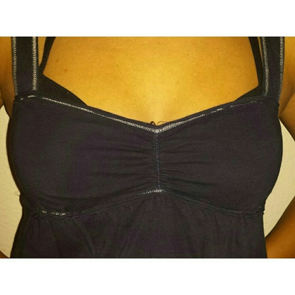 Navy blue floral top - Picture 3 of 3