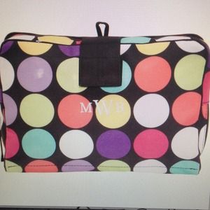 SOLD PB JET-SET MULTI DOT TOILETRY KIT