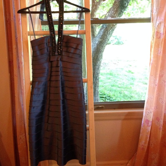 SALE 🇺🇸 BCBG metallic halter cocktail dress