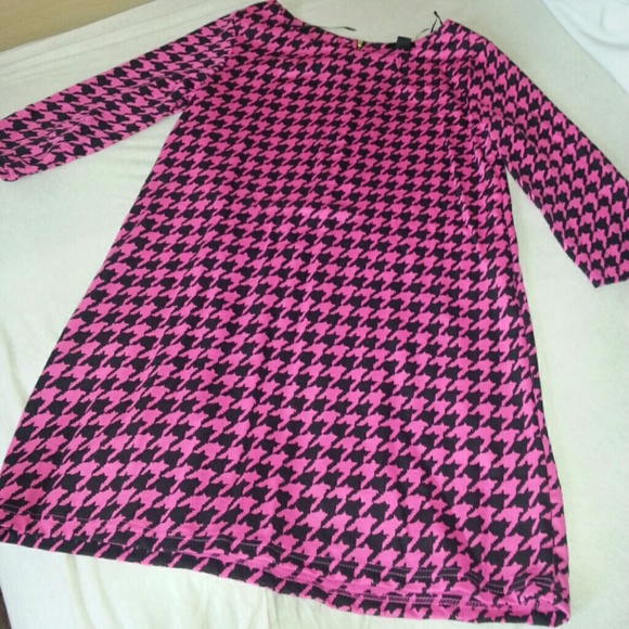 H&M Pink and black printed dress