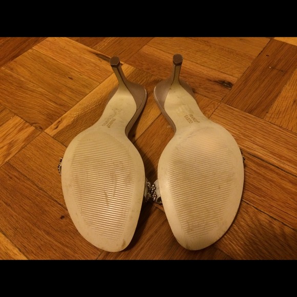 Franco Sarto 7.5 kitten heels w/jewels. - Picture 3 of 4