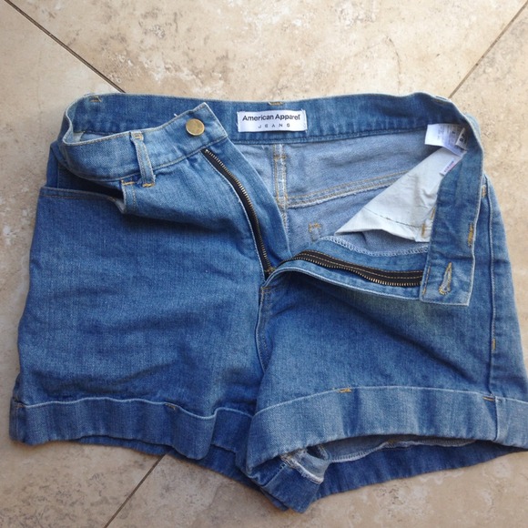 ✨Reduced✨American apparel high waisted shorts