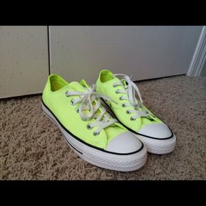 NEW Neon yellow converse