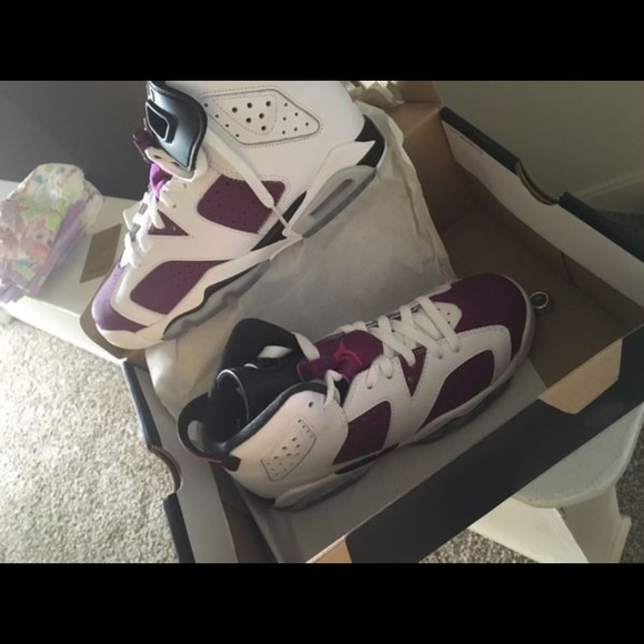 ✨Offers Only ✨Retro 6's - Picture 3 of 6