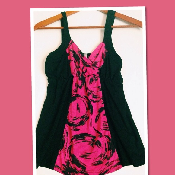 Tops - Sexy Tank with Pink Brushstroke Print Center.