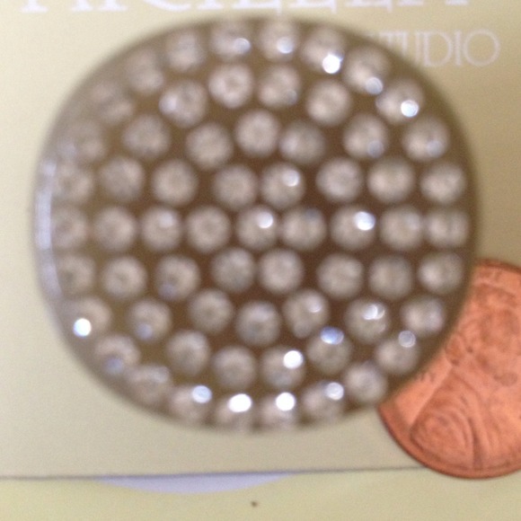 Size 6 resin ring with crystals - Picture 2 of 4