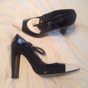 Brand new Stuart Weitzan heals