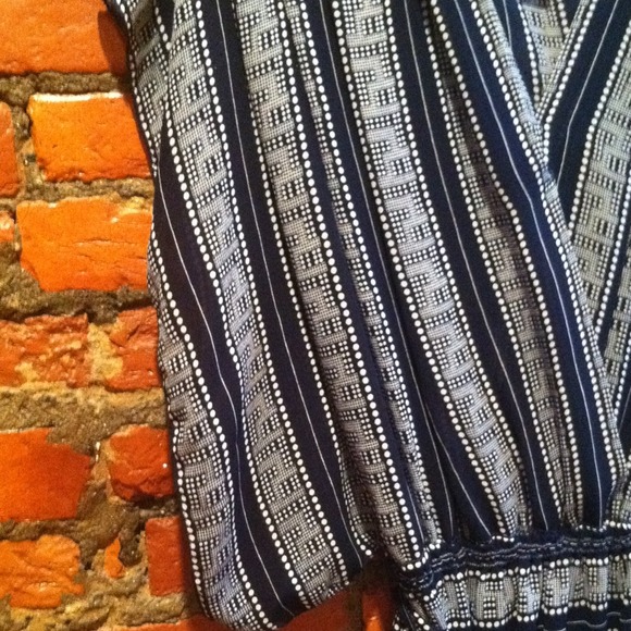 Max Studio - Picture 2 of 4