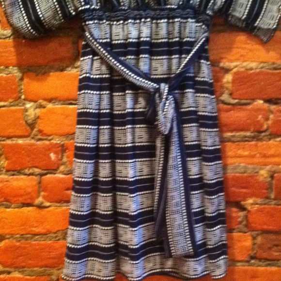 Max Studio - Picture 3 of 4