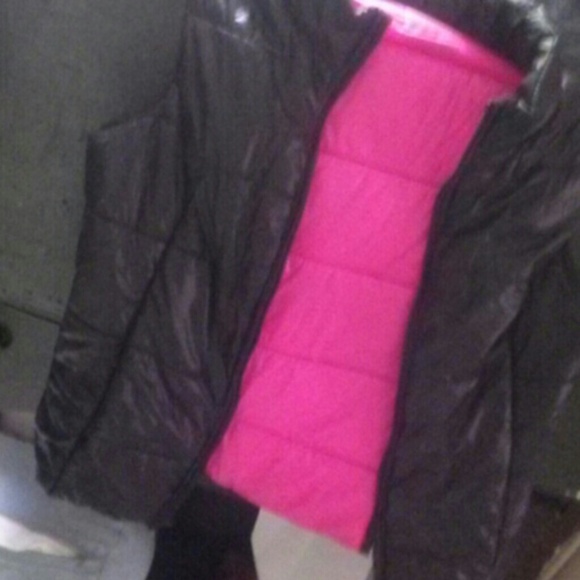 * Cute Jenni vest *