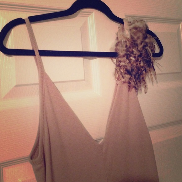 Elizabeth and James Feather Accent Tank