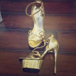Bebe gold metallic laser cut platforms