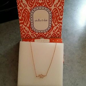 Stella & Dot Sidewinder Necklace