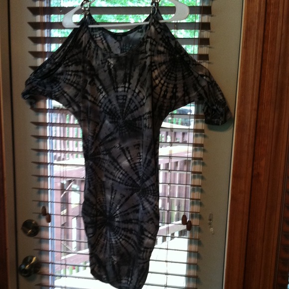 Very sexy blouse great for girls night out