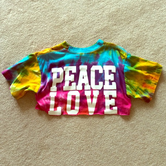 Tie-Dye "Peace & Love" Crop