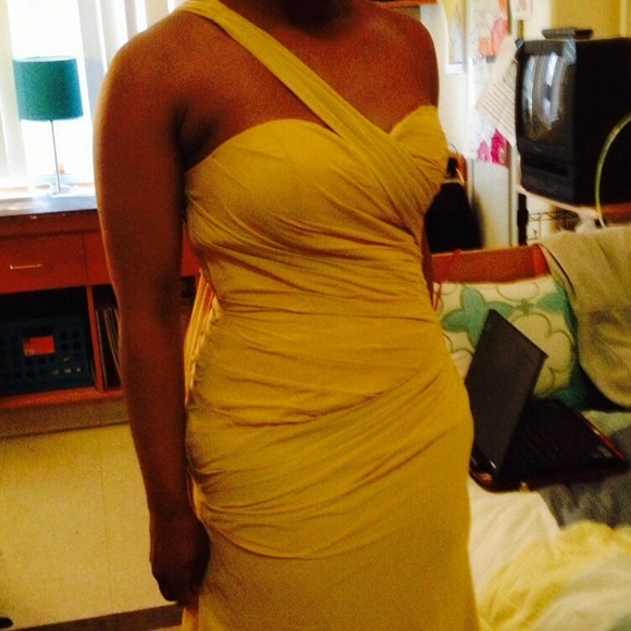 Classic Gold One Shoulder Evening Dress - Picture 3 of 4