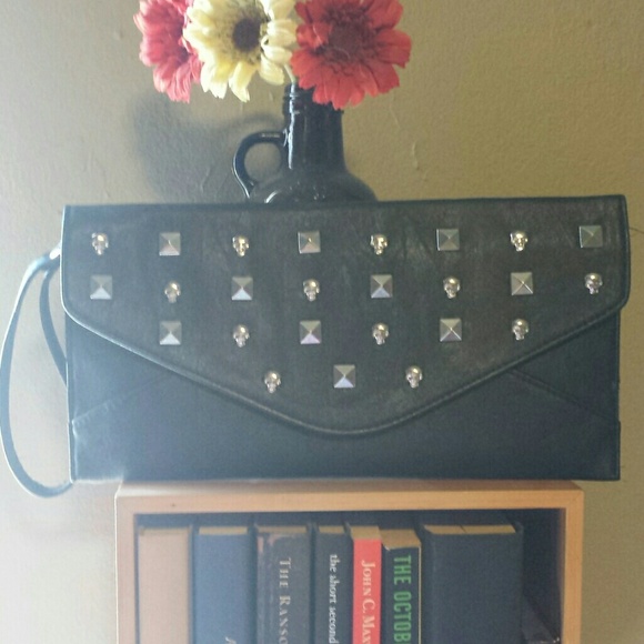 Black envelope clutch