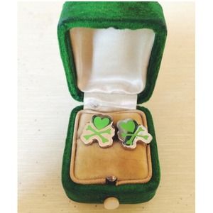 Tokidoki green skull silver earrings