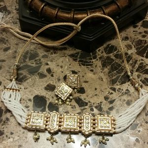 Necklace and earring set