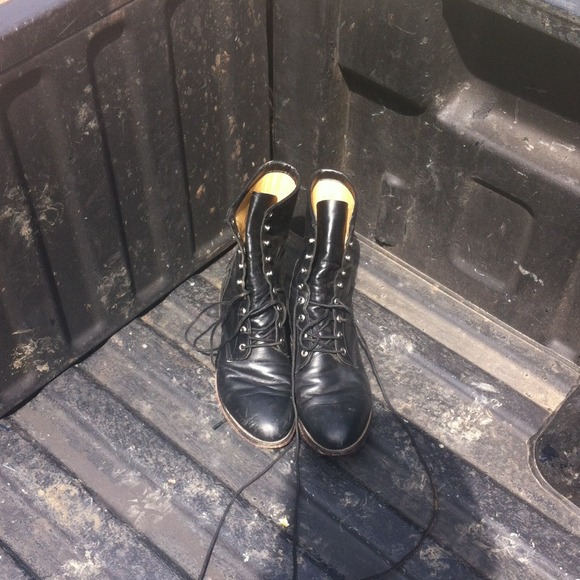 Justin black combat boots