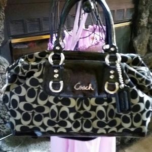 SOLD!!!Coach Ashley Signature Satchel*15443