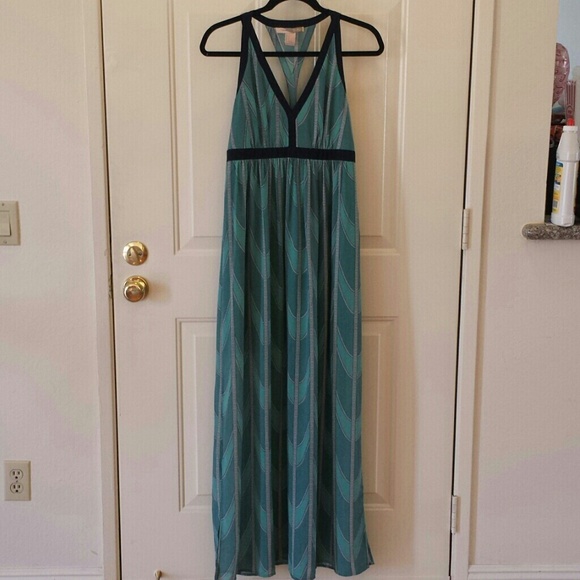BUNDLED! Forever 21 Maxi Dress green Cutout back - Picture 2 of 4